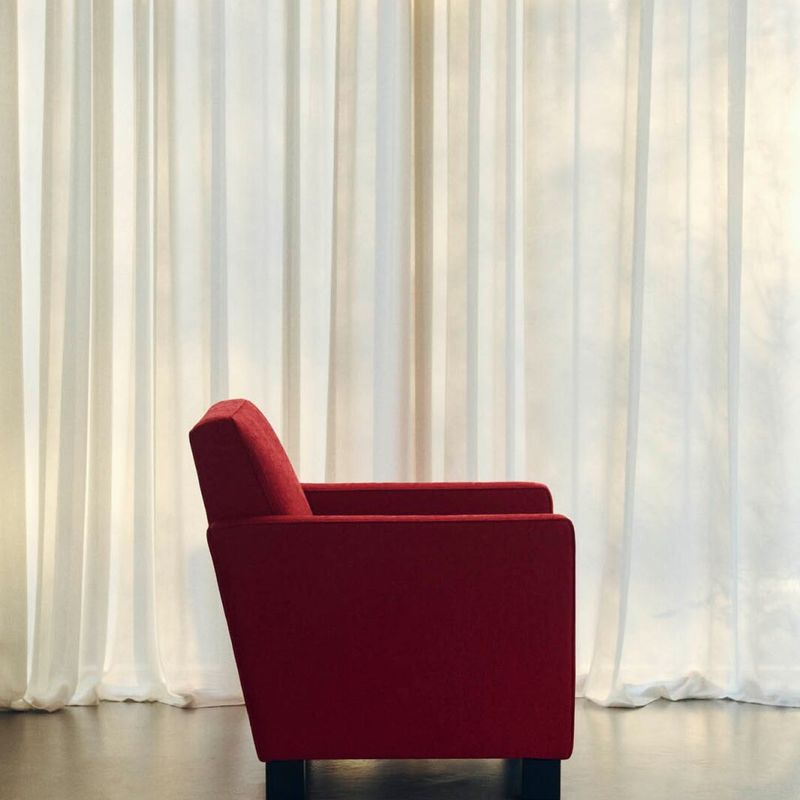 Poetická revoluce v interiéru: kolekce Kvadrat – Sahco 2025